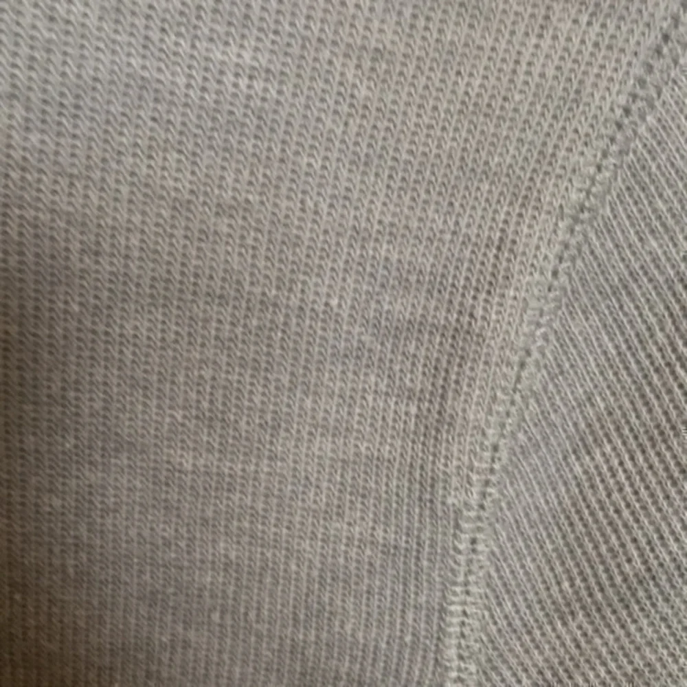 Boys size 8 medium Old Navy gray sweatshirt